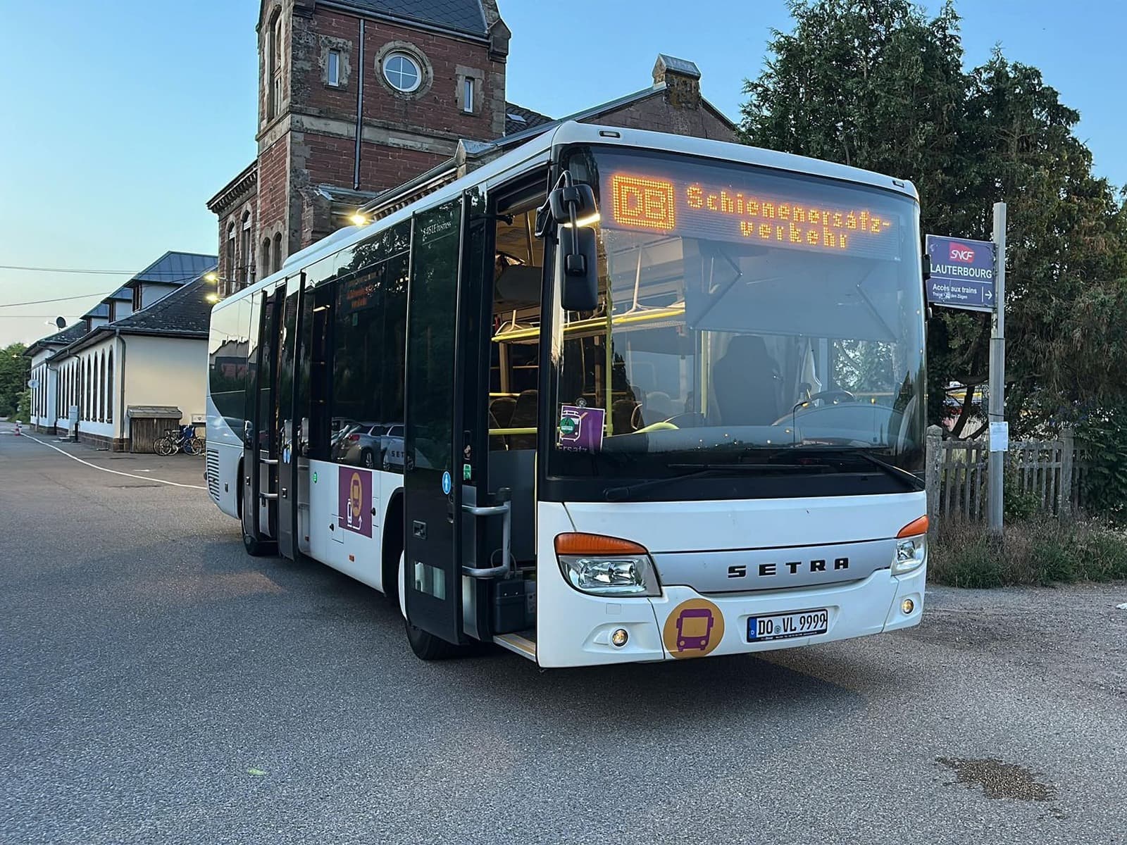 Linienbus – Setra Überlandbus